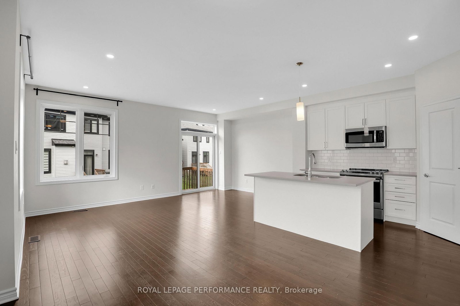 108 Wabikon Crescent • Ottawa, ON photo 10