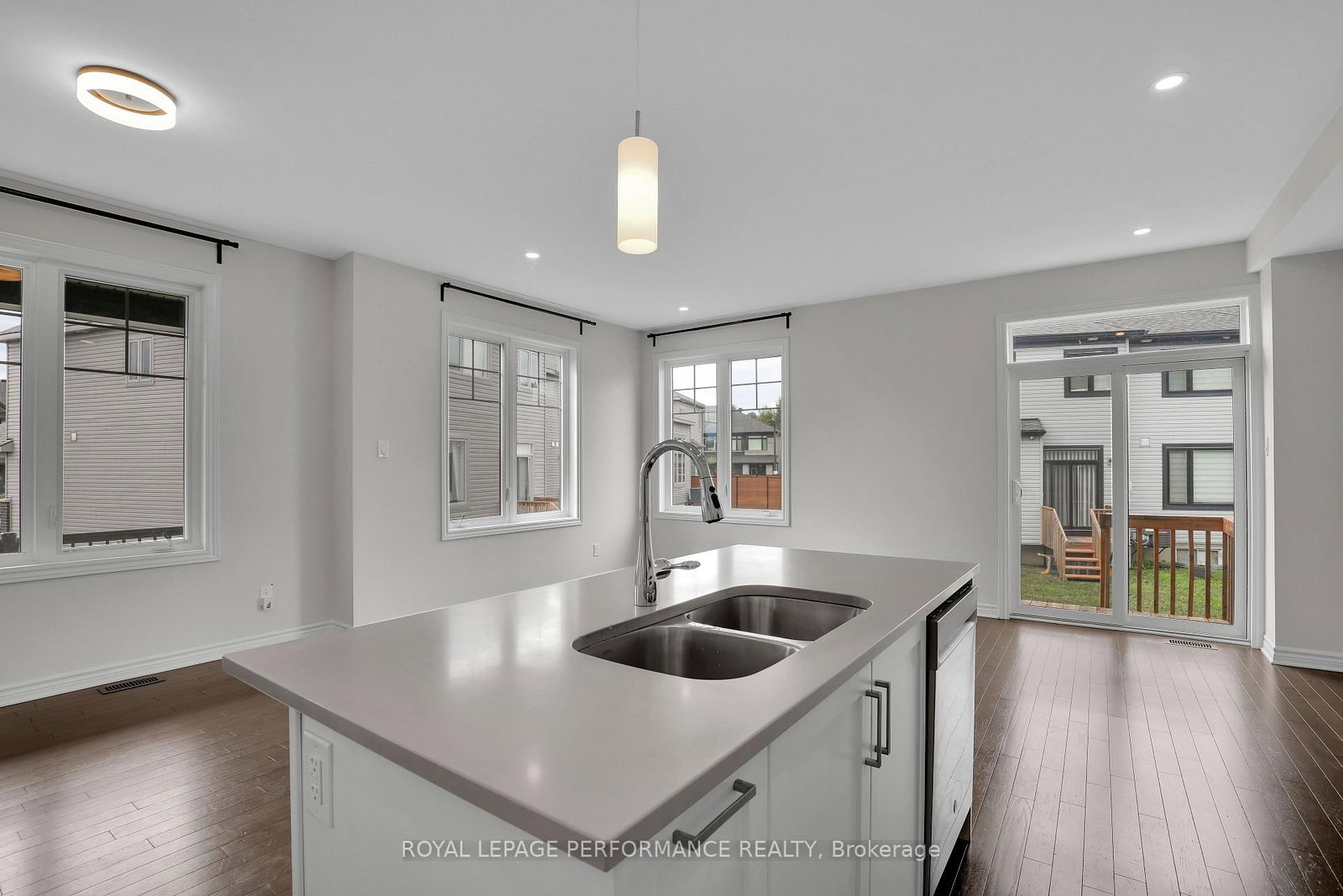 108 Wabikon Crescent • Ottawa, ON photo 20