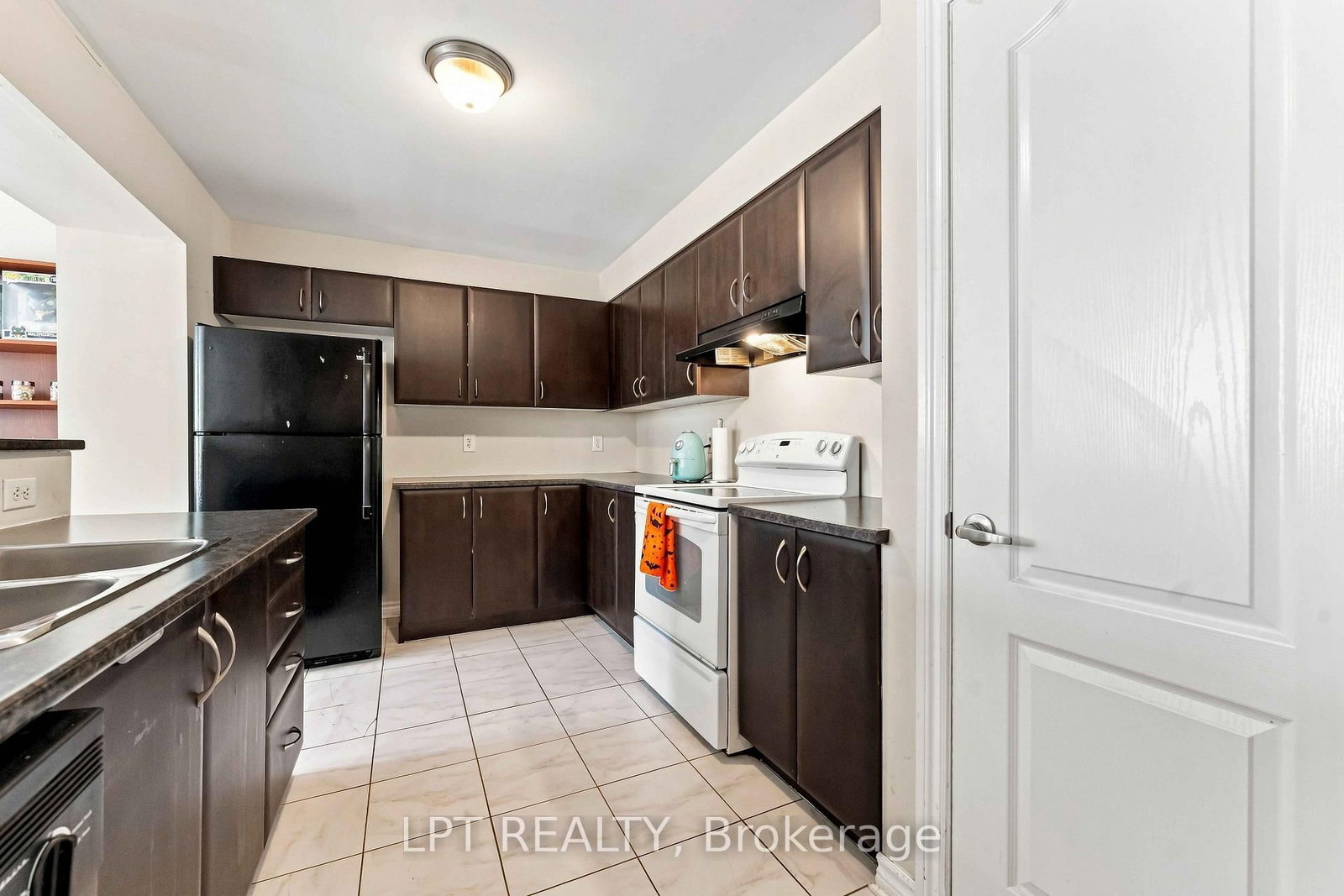 503 Sedgebrook Way • Stittsville, ON photo 14
