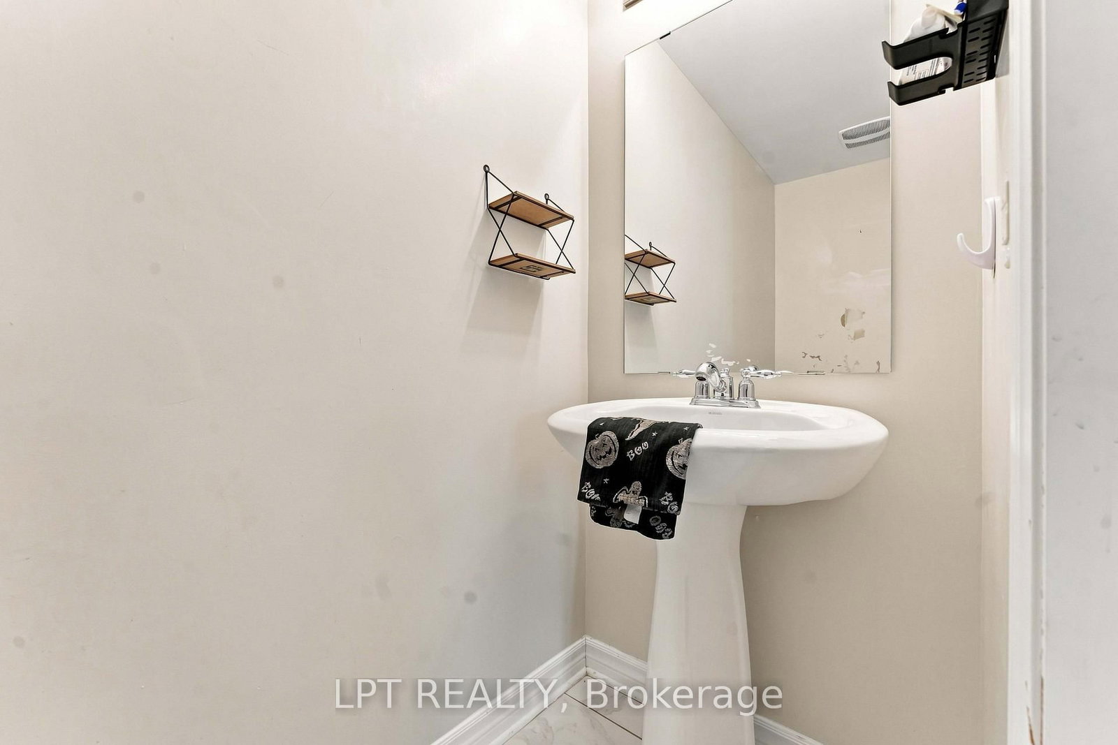 503 Sedgebrook Way • Stittsville, ON photo 16