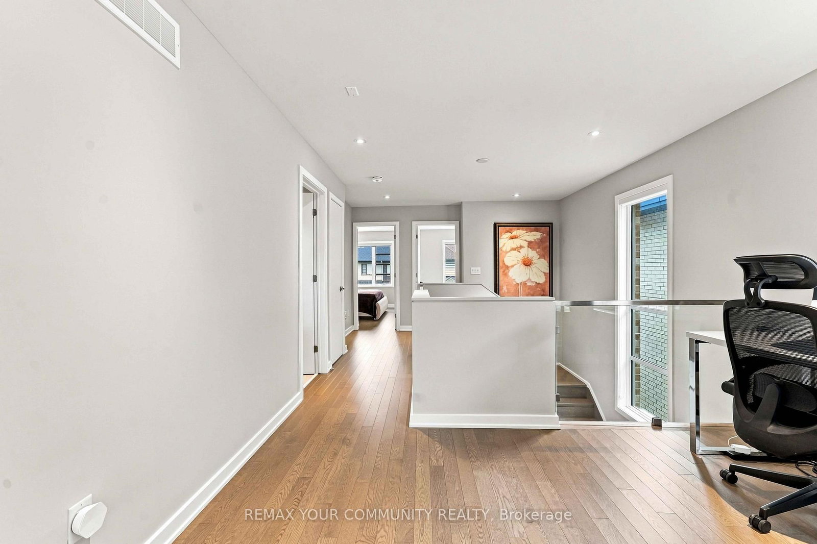664 Odyssey Way • Ottawa, ON photo 16
