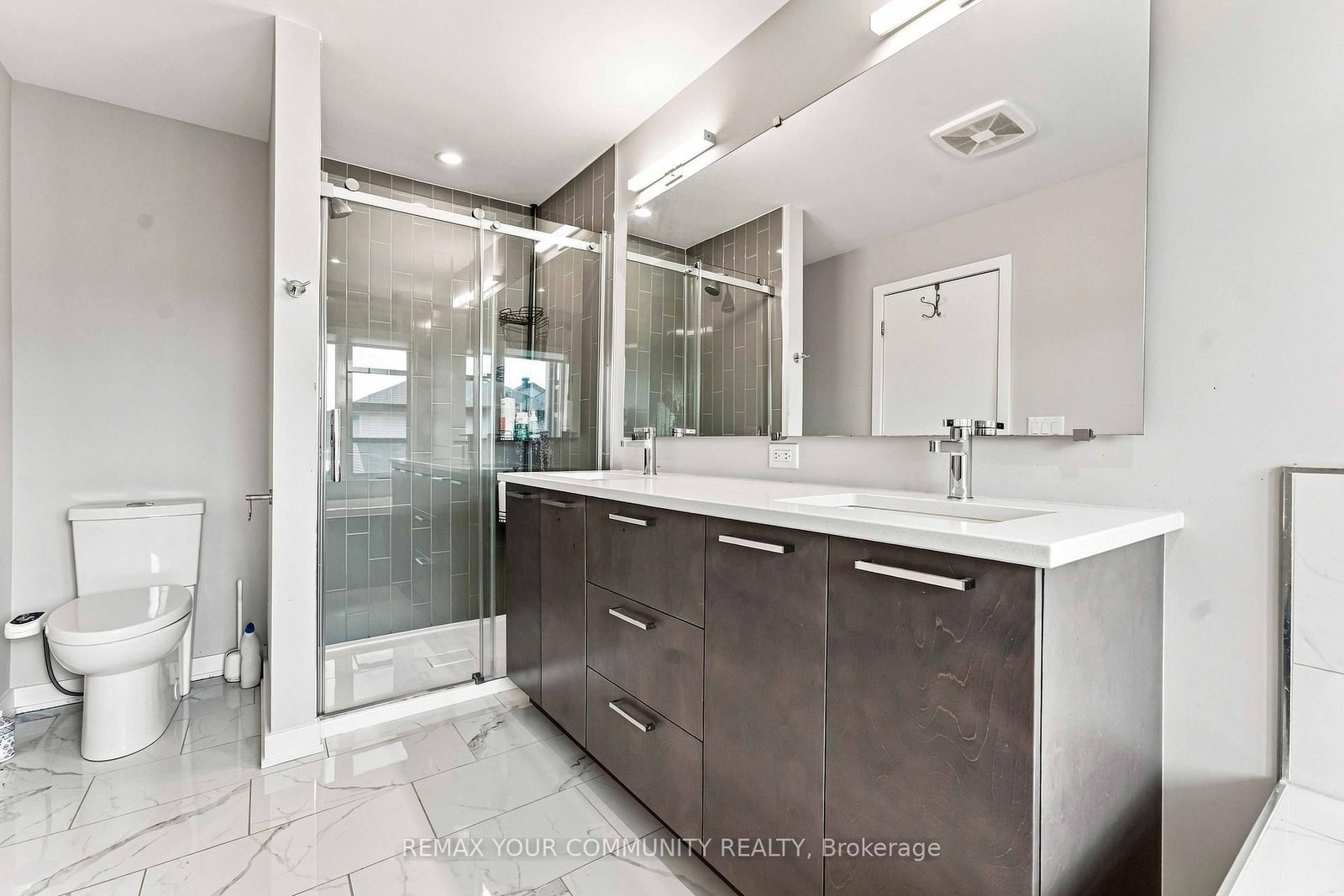 664 Odyssey Way • Ottawa, ON photo 19