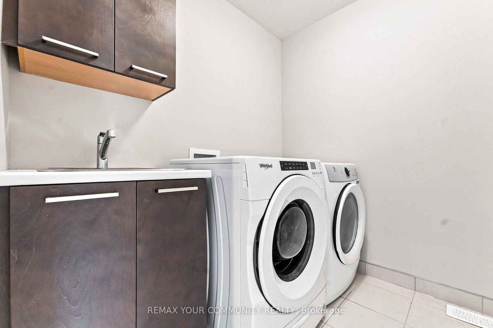 664 Odyssey Way • Ottawa, ON photo 23
