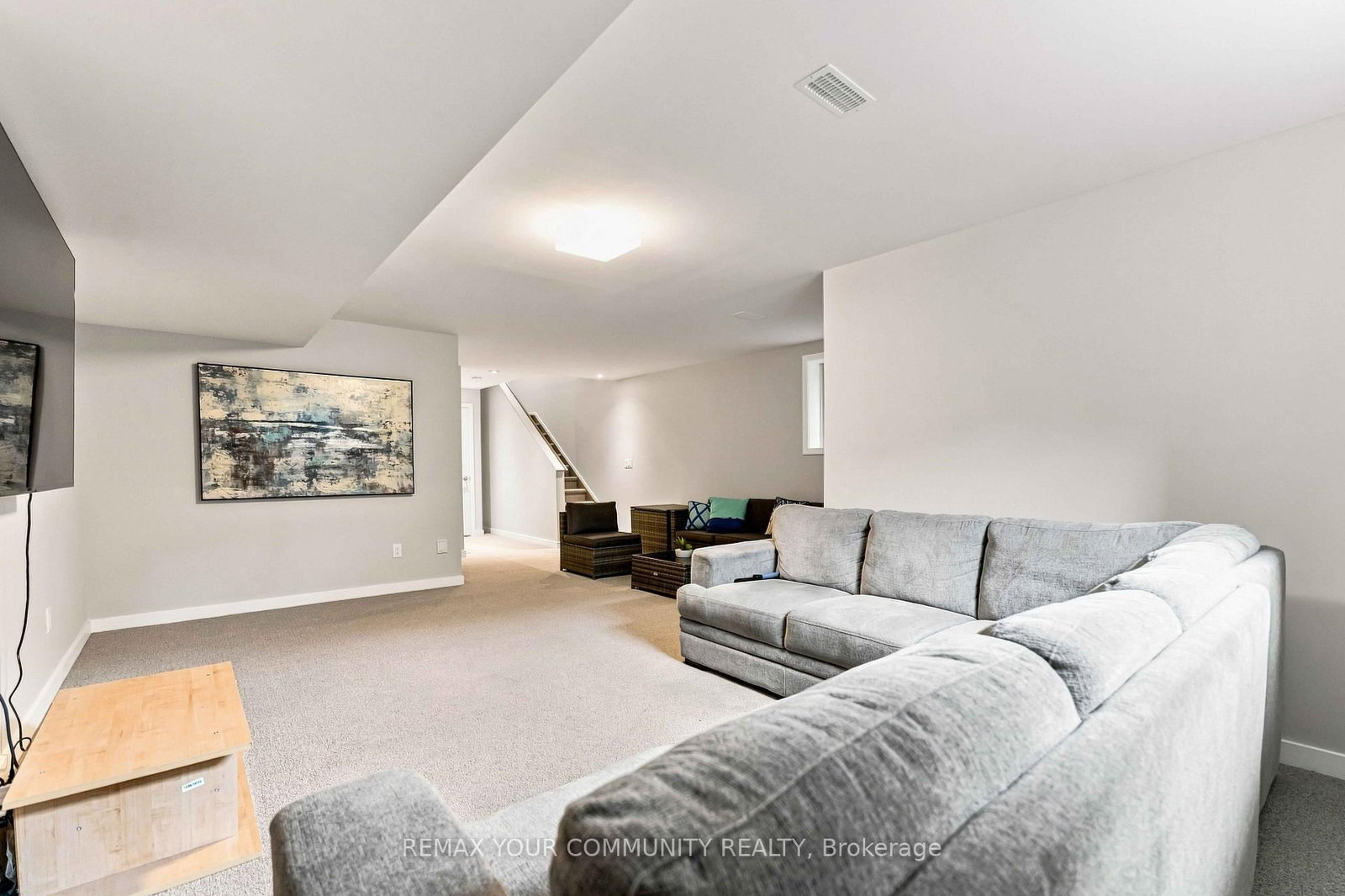 664 Odyssey Way • Ottawa, ON photo 27