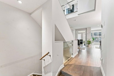 664 Odyssey Way • Ottawa, ON photo 4