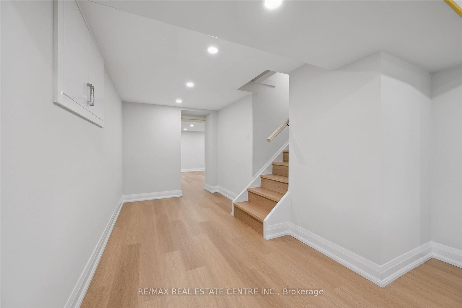 651 Dundas Street S • Cambridge, ON photo 16