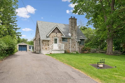 651 Dundas Street S • Cambridge, ON photo 2