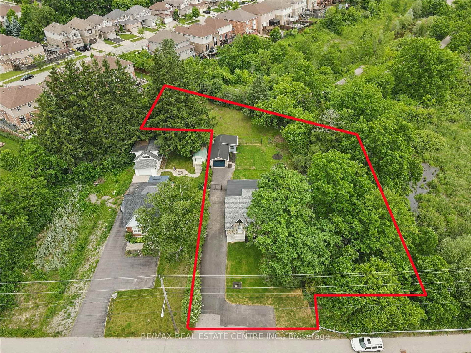 651 Dundas Street S • Cambridge, ON photo 29