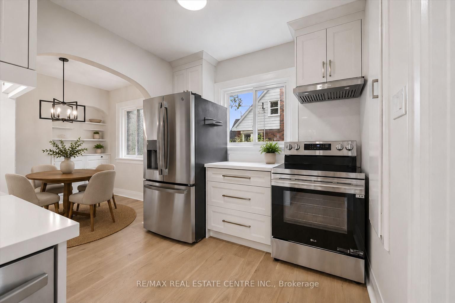 651 Dundas Street S • Cambridge, ON photo 6