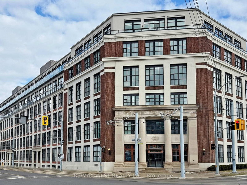 207 - 410 King Street W