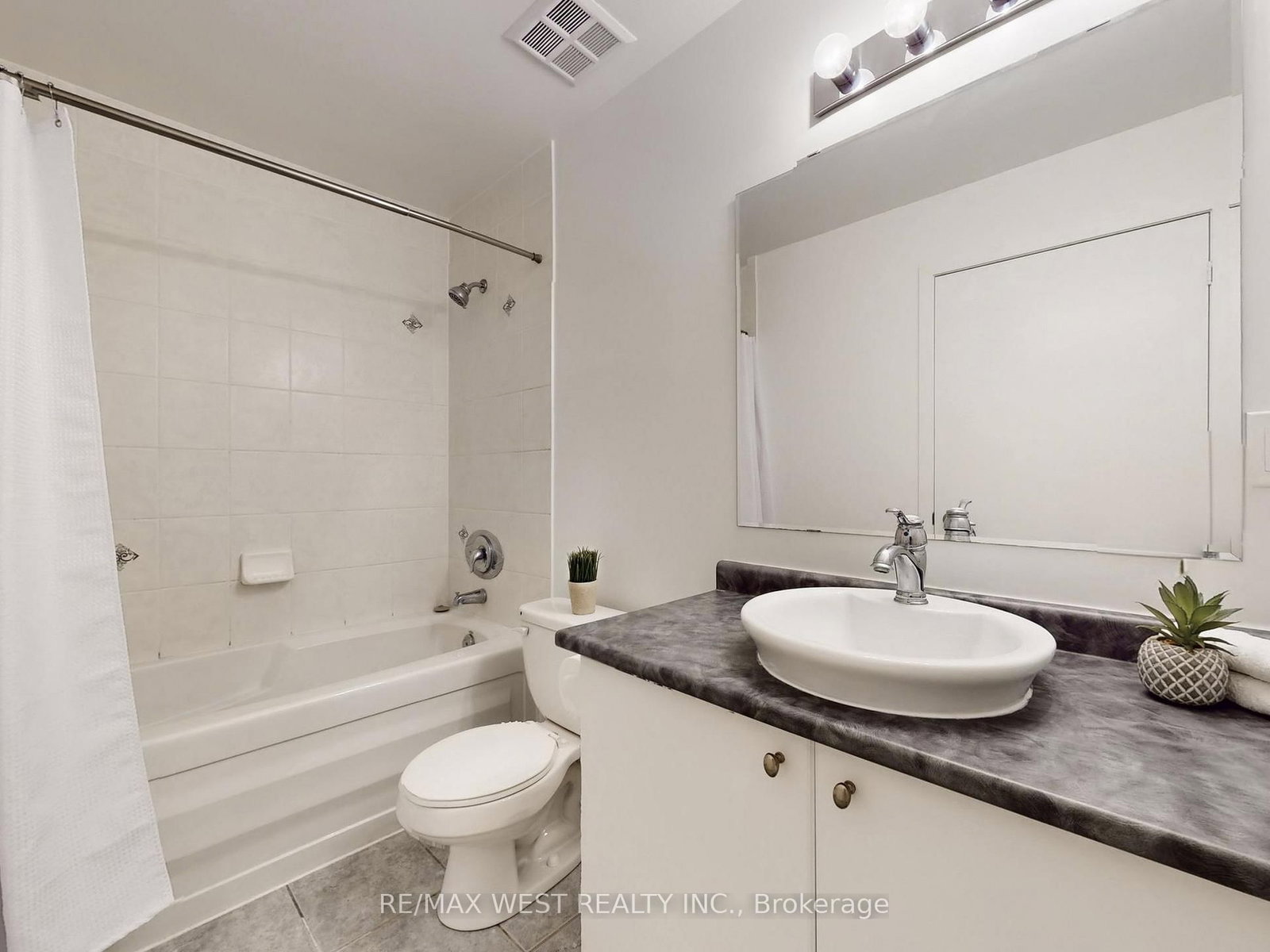 410 King Street W • #207 • Kitchener, ON photo 10