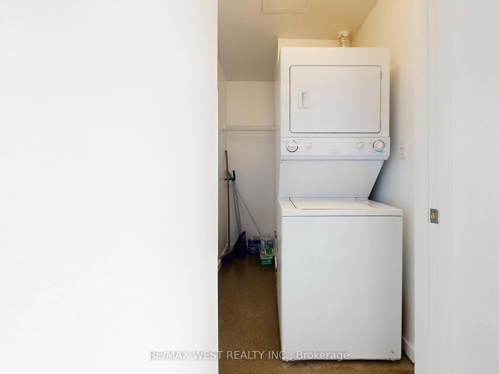 410 King Street W • #207 • Kitchener, ON photo 11