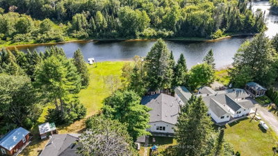 1088 Colony Road • Lake of Bays, ON photo 2
