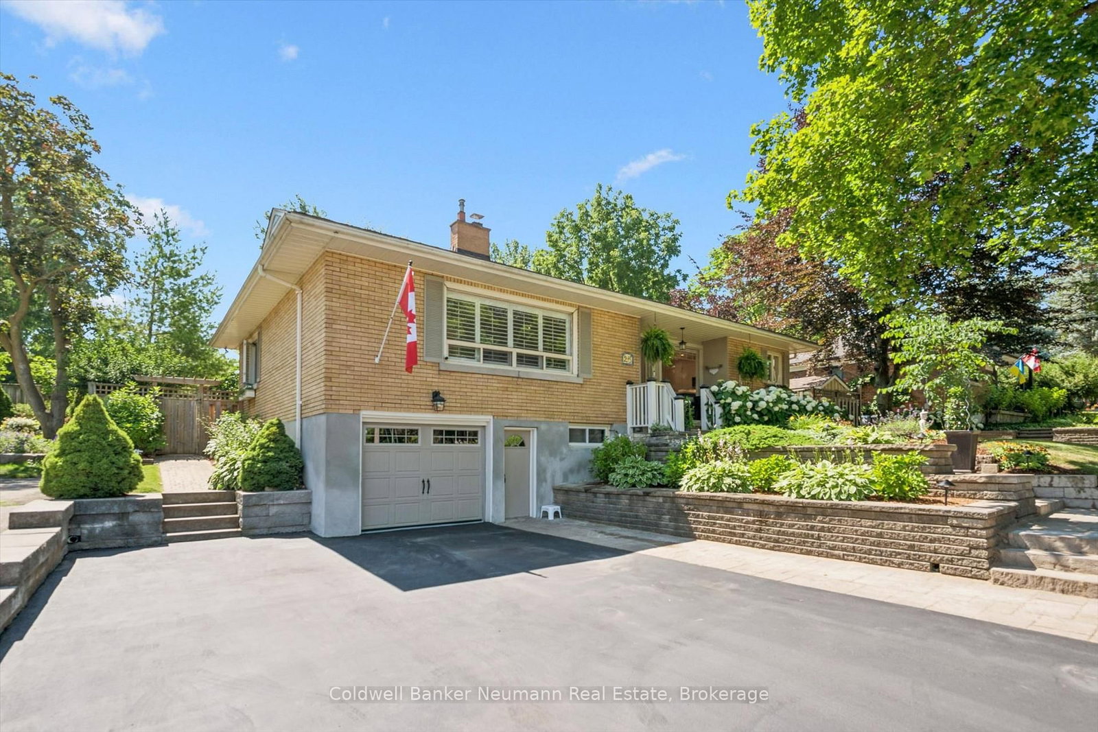 25 Bennett Avenue • Guelph, ON photo 1