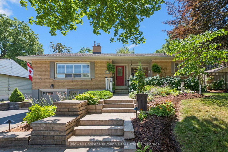 25 Bennett Avenue