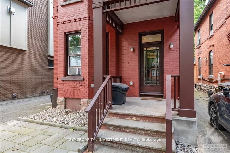 466 MACLAREN Street