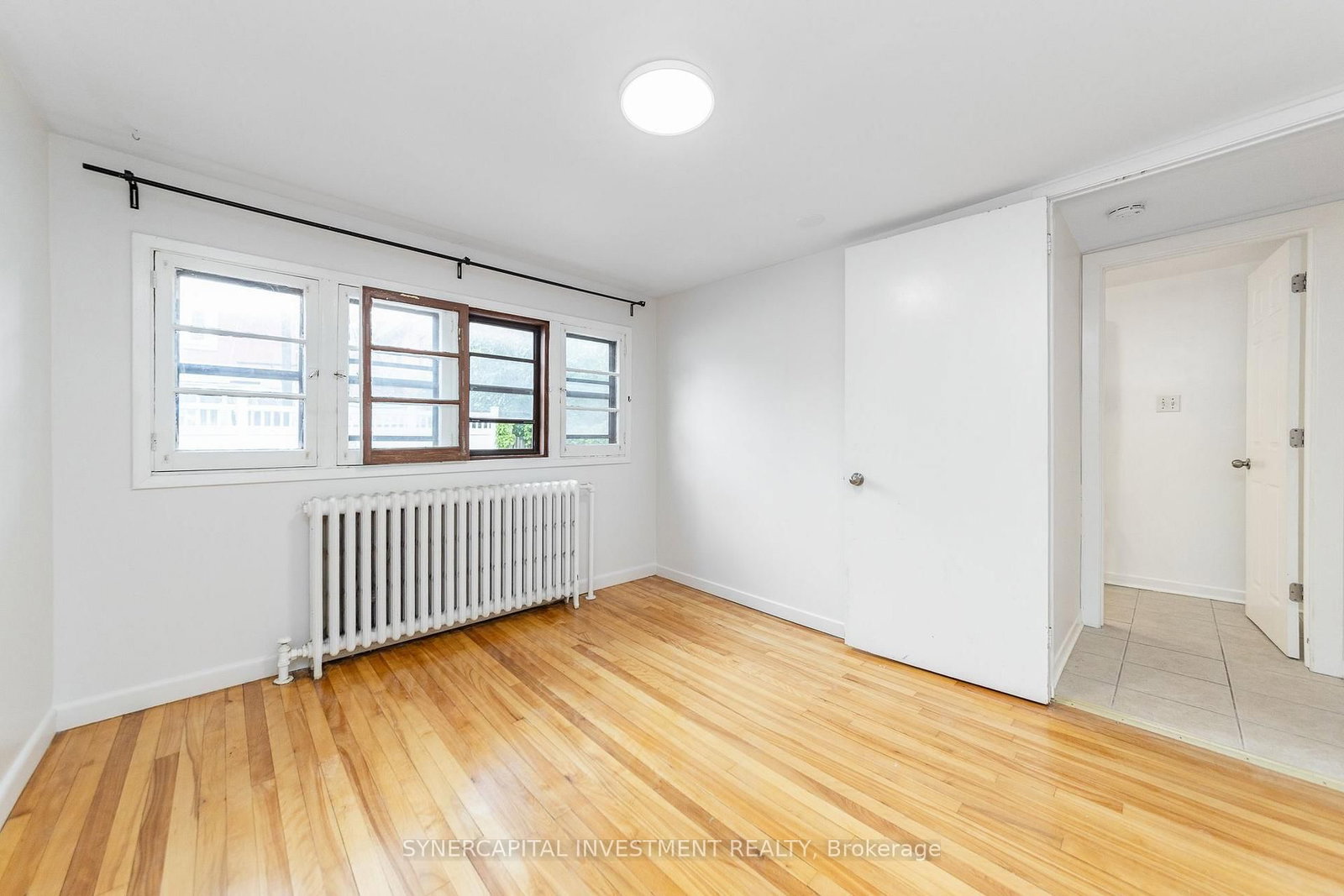466 MACLAREN Street • Ottawa, ON photo 9