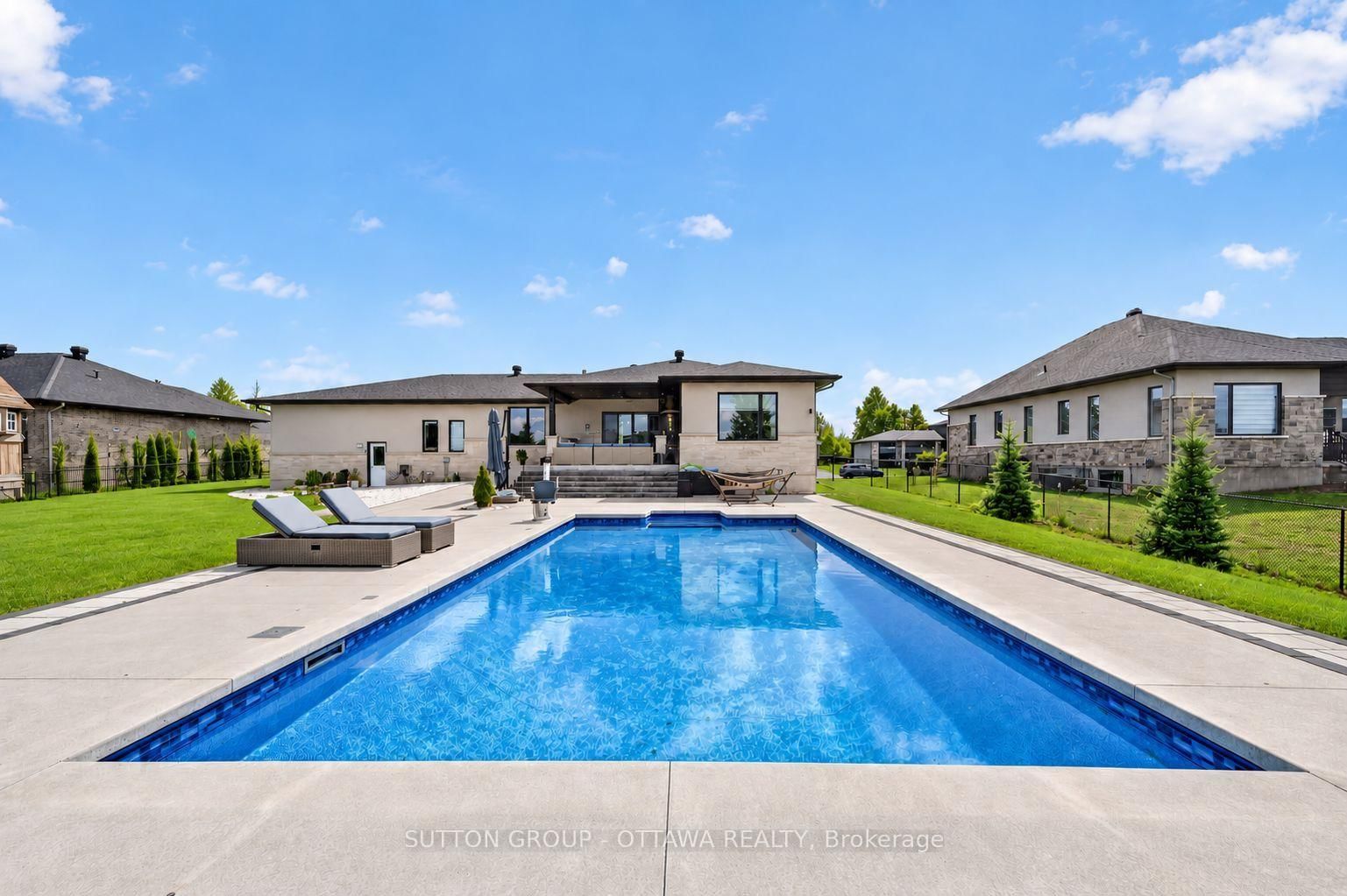 7095 Still Meadow Way • Ottawa, ON photo 47