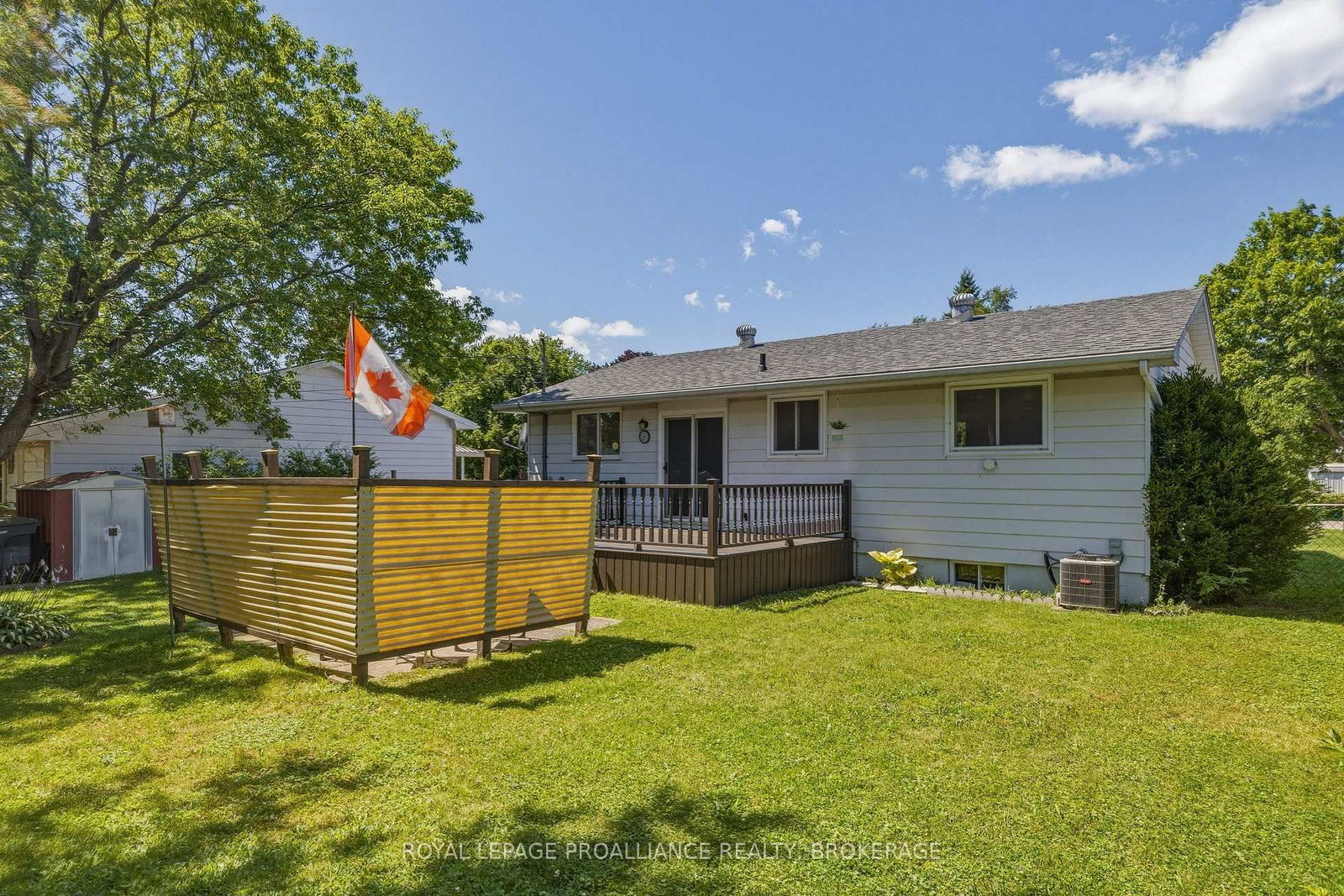 367 Georgiana Street • Gananoque, ON photo 25