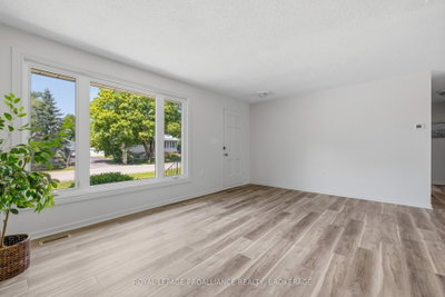 367 Georgiana Street • Gananoque, ON photo 8