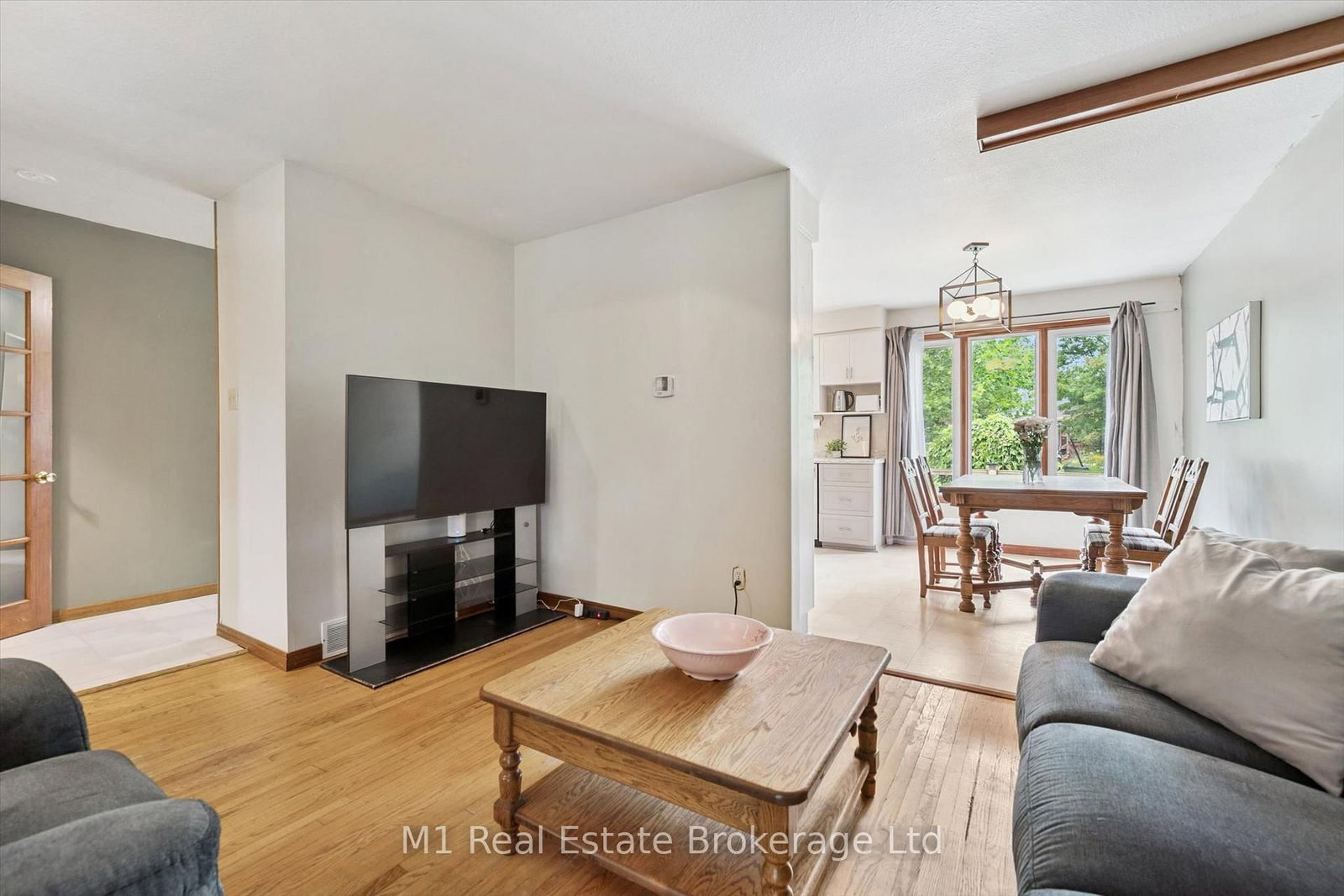 216 Parkside Drive E • Centre Wellington, ON photo 14