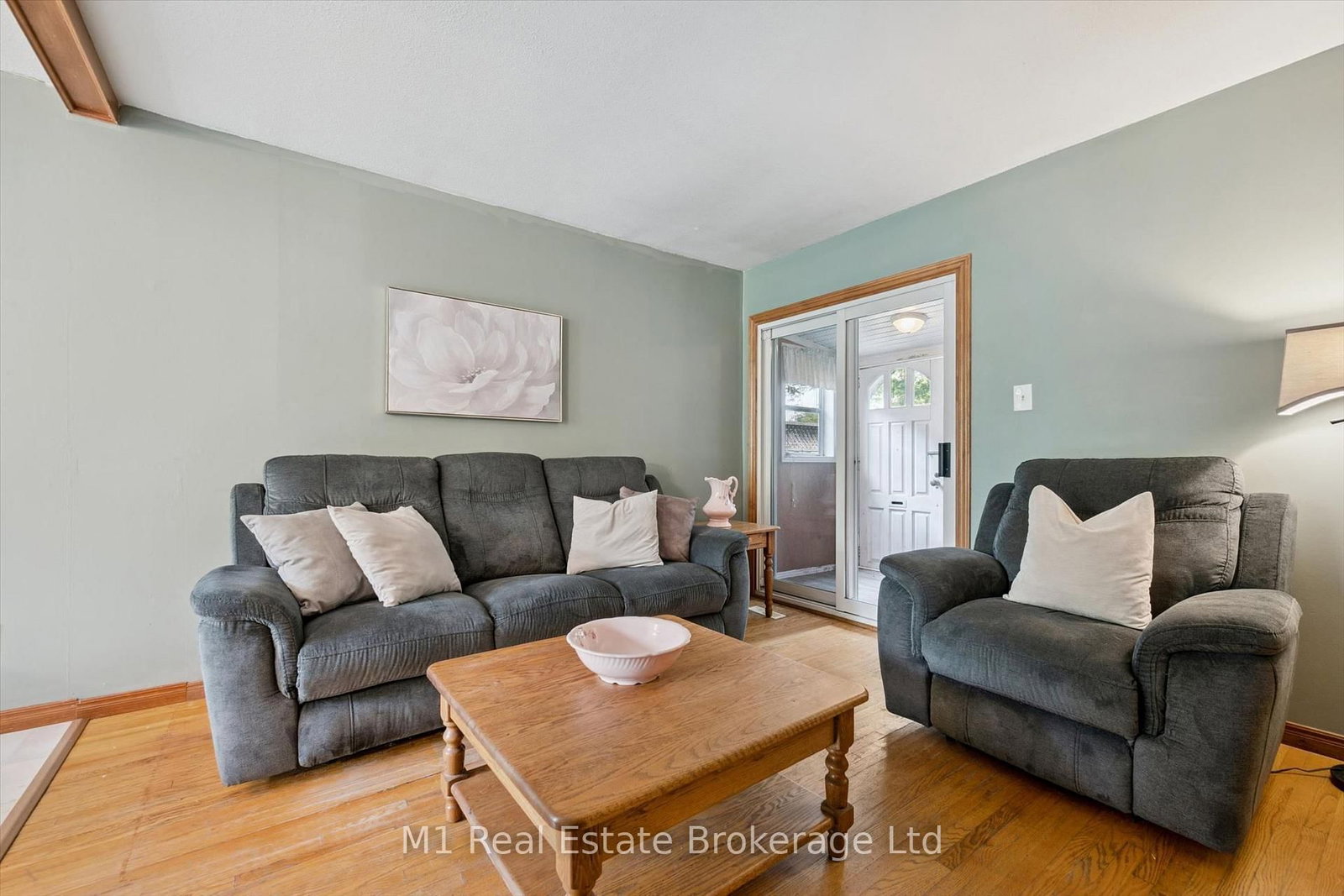 216 Parkside Drive E • Centre Wellington, ON photo 16