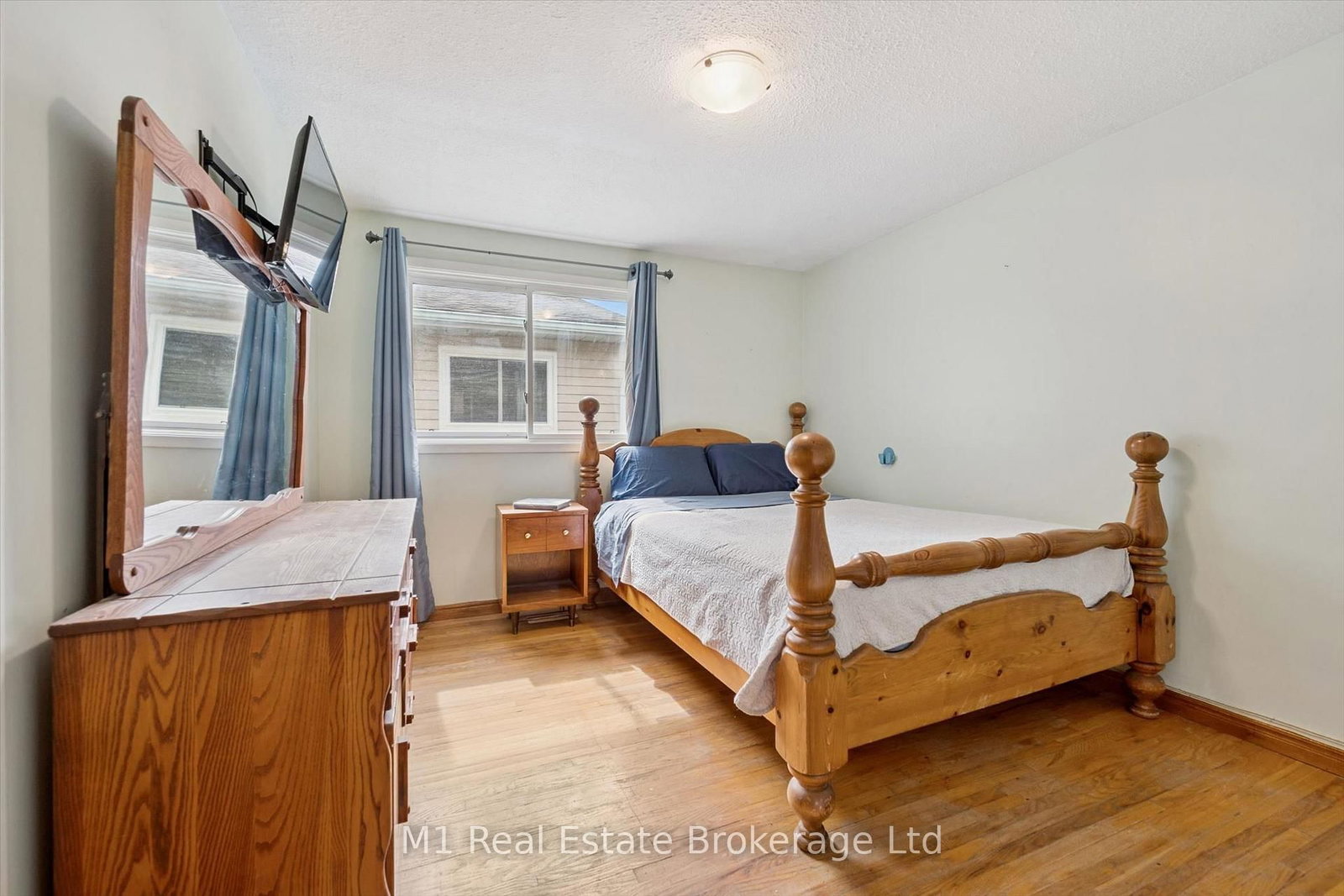 216 Parkside Drive E • Centre Wellington, ON photo 19