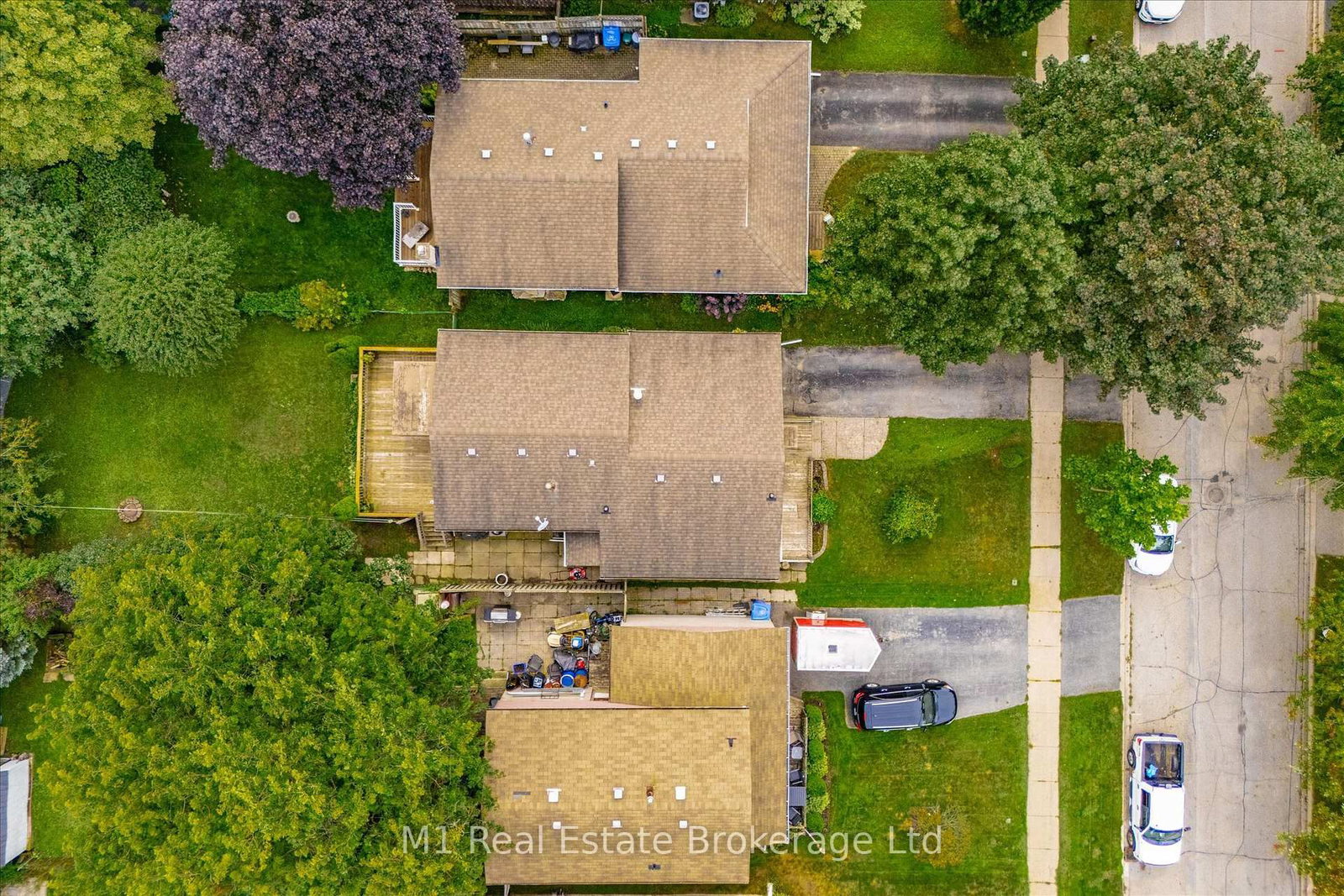 216 Parkside Drive E • Centre Wellington, ON photo 40