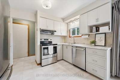 216 Parkside Drive E • Centre Wellington, ON photo 8