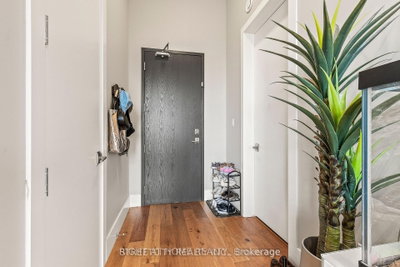 1705 Fiddlehead Place • #400 • London North, ON photo 5
