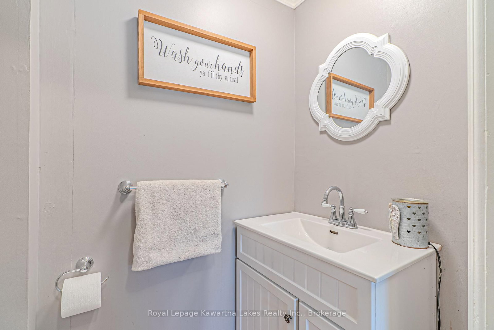 18 Melbourne Street W • Kawartha Lakes, ON photo 13