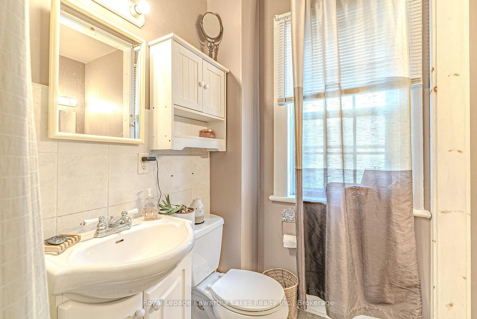 18 Melbourne Street W • Kawartha Lakes, ON photo 28