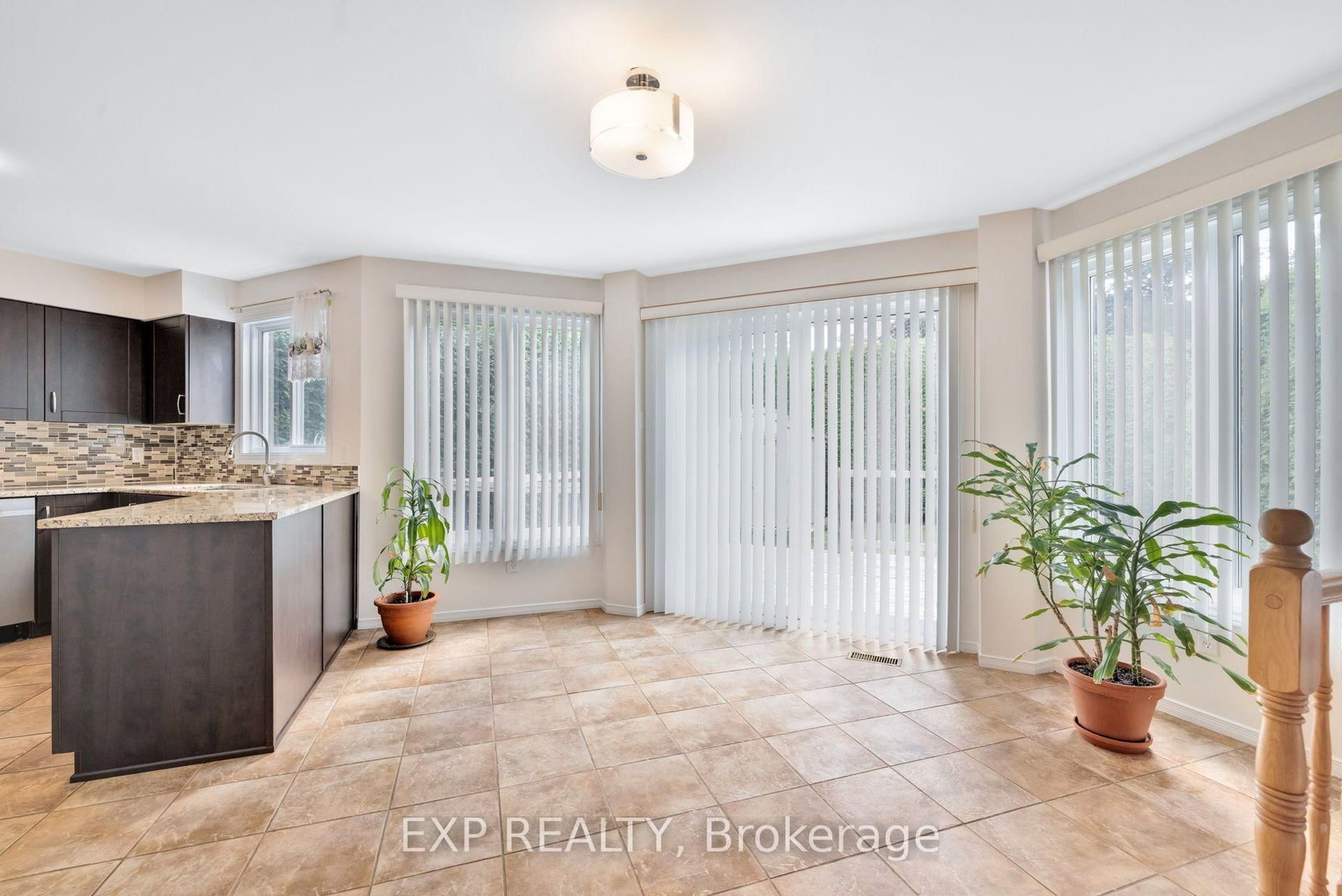 103 FLAMBOROUGH Way • Ottawa, ON photo 14