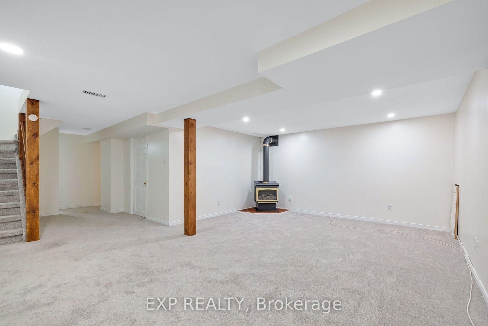 103 FLAMBOROUGH Way • Ottawa, ON photo 42