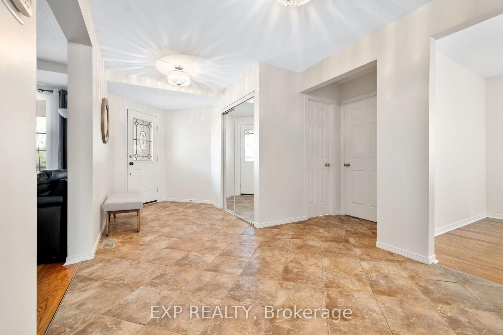 103 FLAMBOROUGH Way • Ottawa, ON photo 5