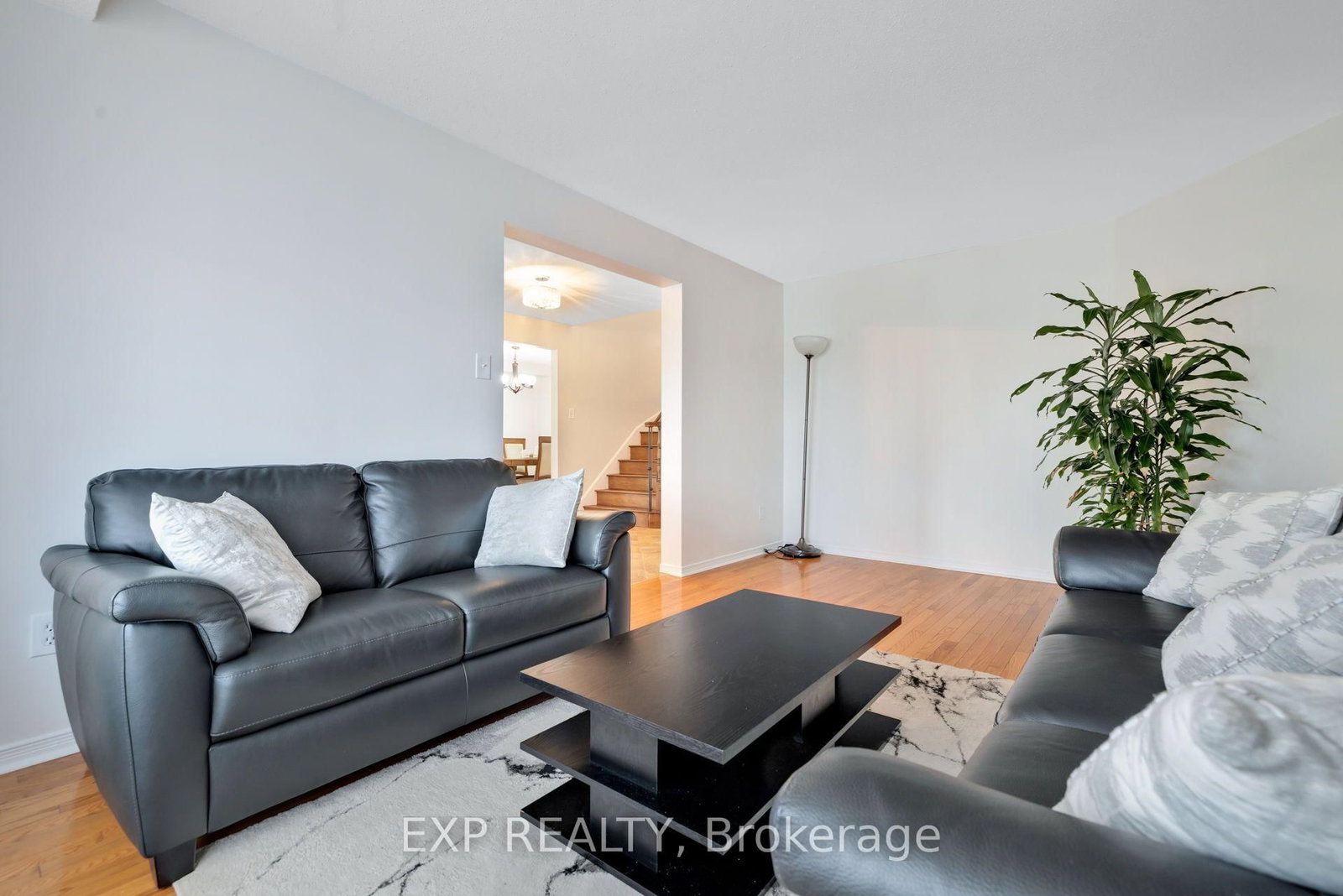103 FLAMBOROUGH Way • Ottawa, ON photo 8