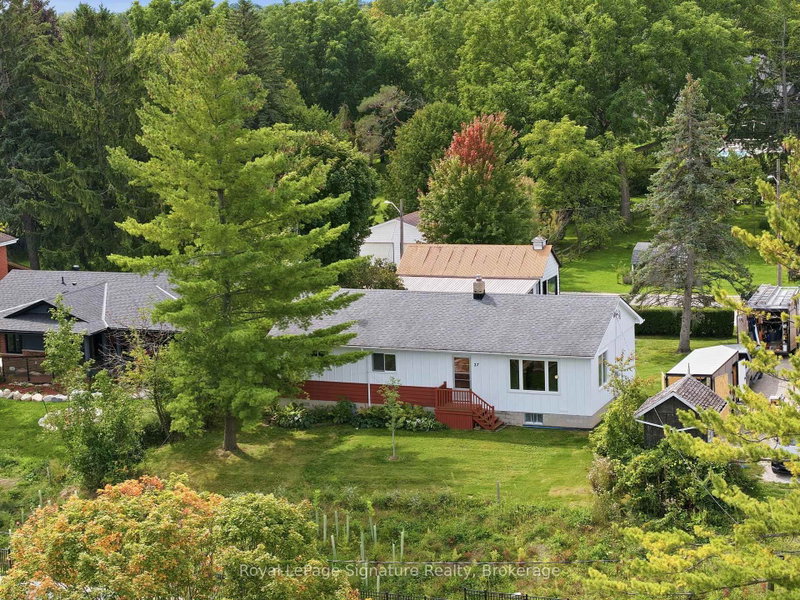 27 Louisa Street W