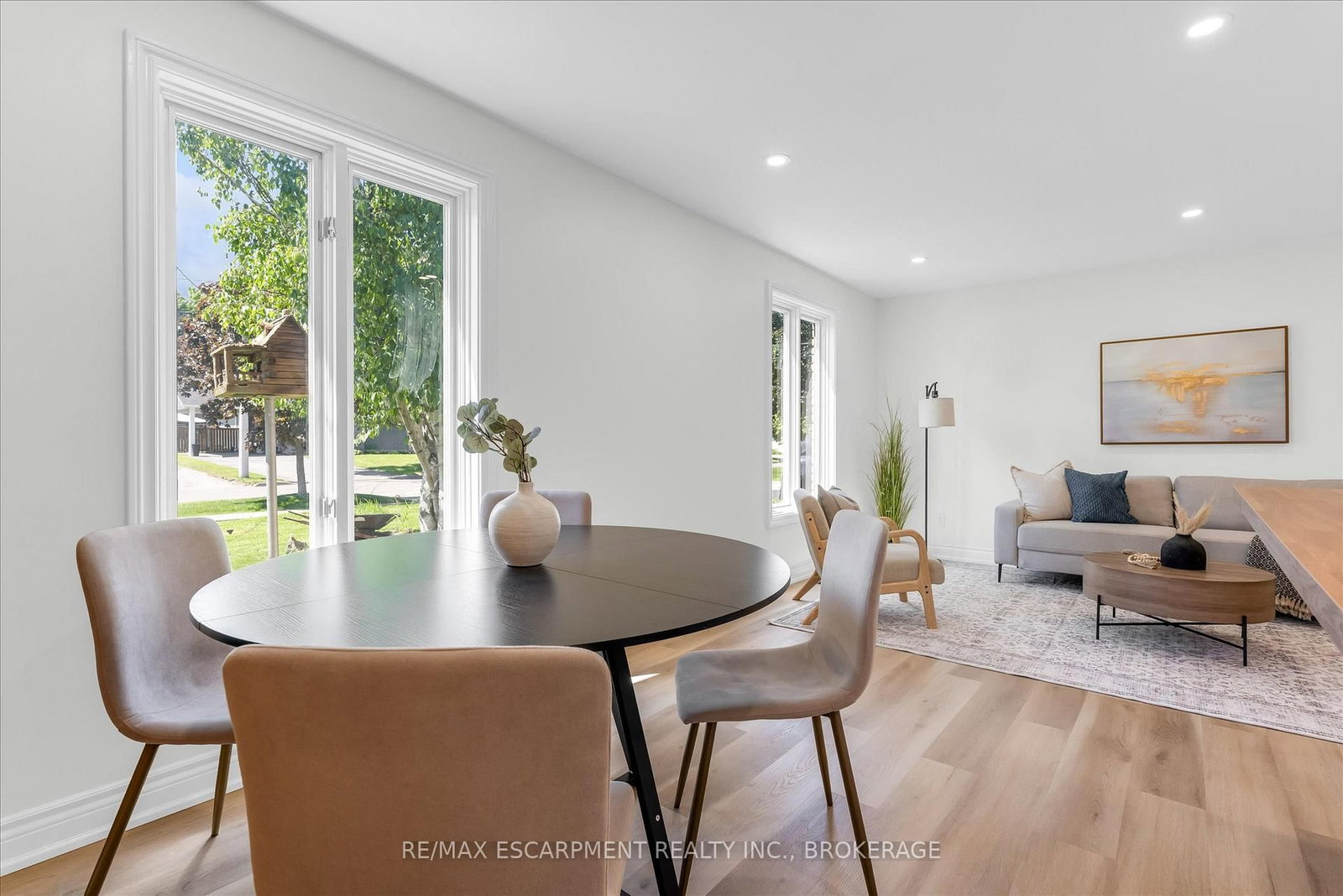 49 Grove Avenue • St. Catharines, ON photo 10