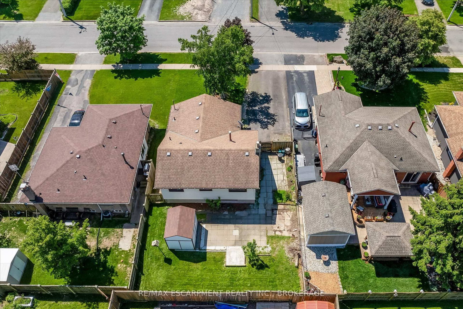 49 Grove Avenue • St. Catharines, ON photo 40