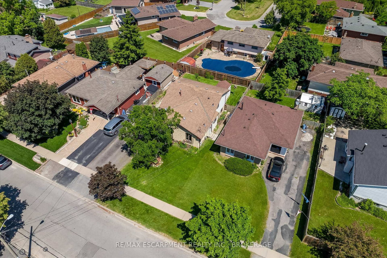 49 Grove Avenue • St. Catharines, ON photo 42