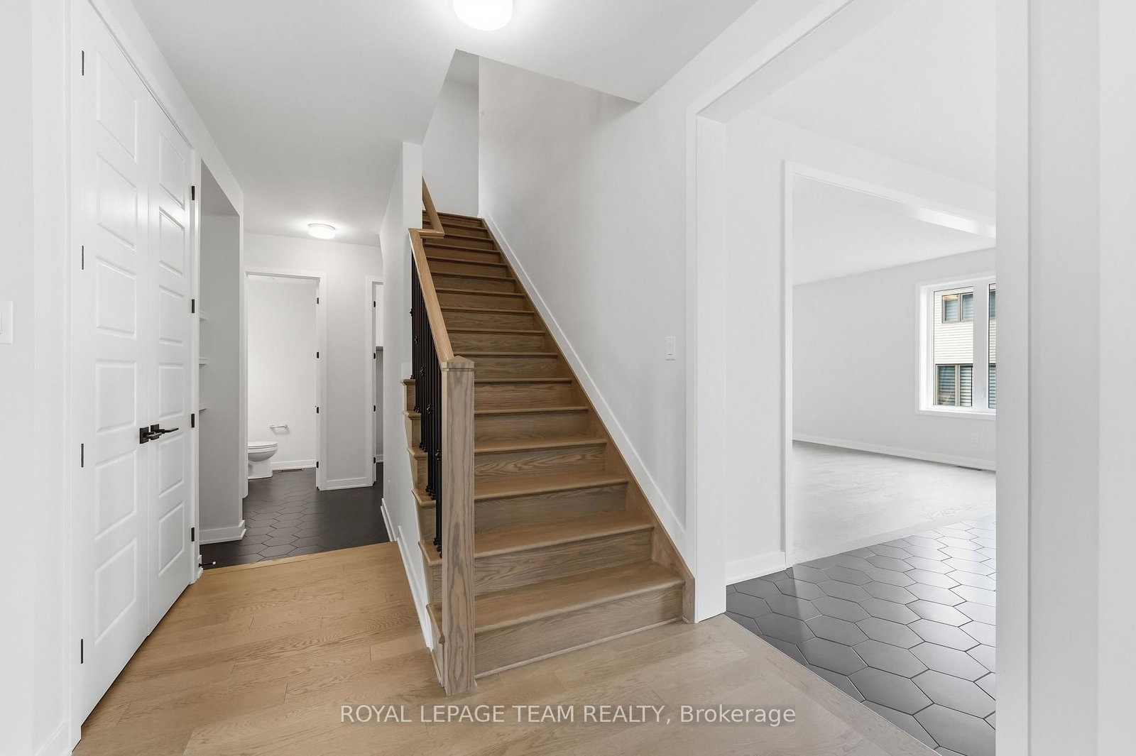 1018 Charolais Place • Richmond, ON photo 21
