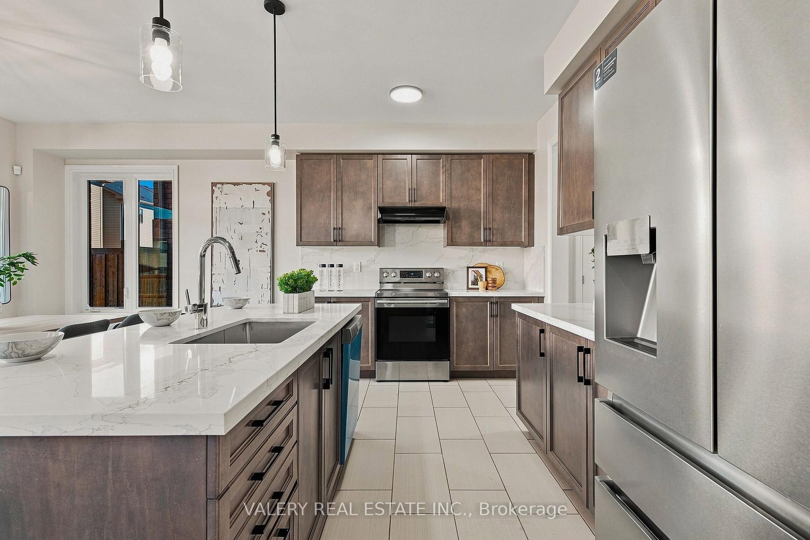32 Montrose Avenue • Haldimand, ON photo 16