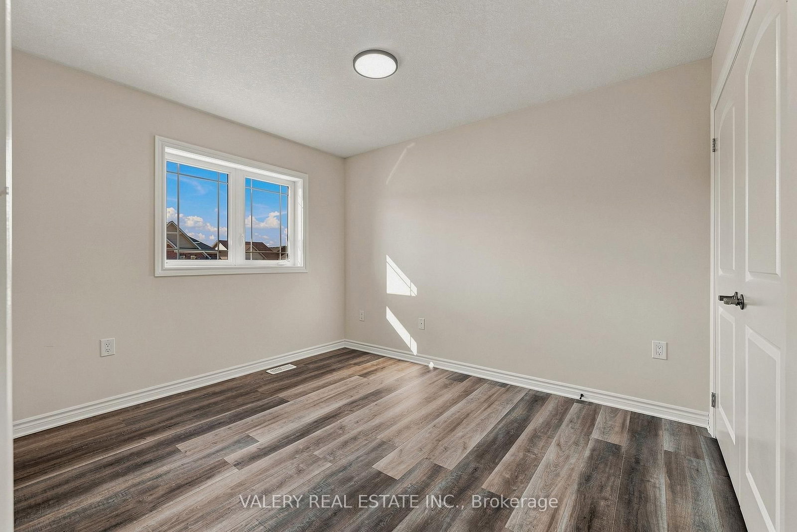 32 Montrose Avenue • Haldimand, ON photo 40