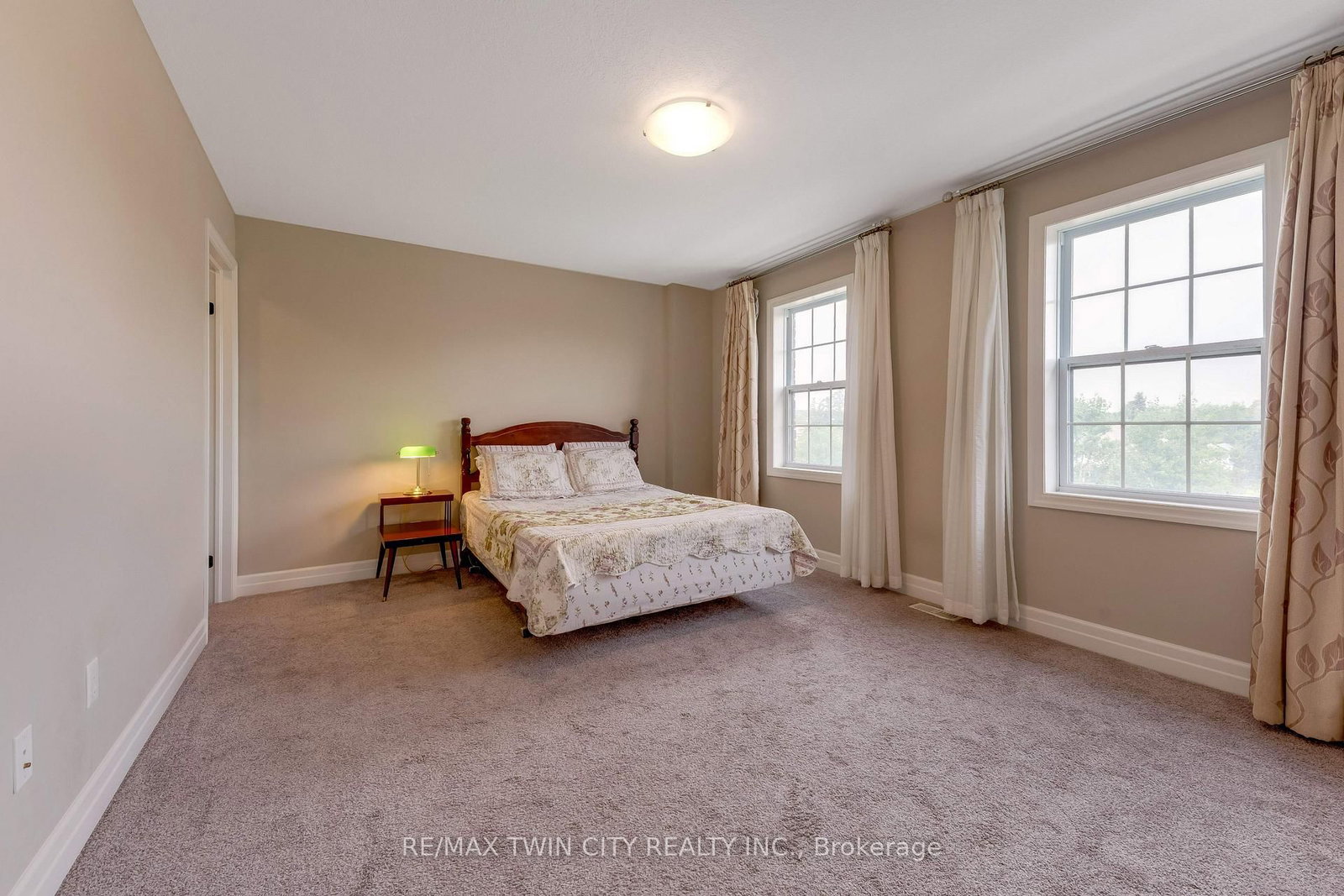 14 Marianne Dorn Trail Road • Kitchener, ON photo 40