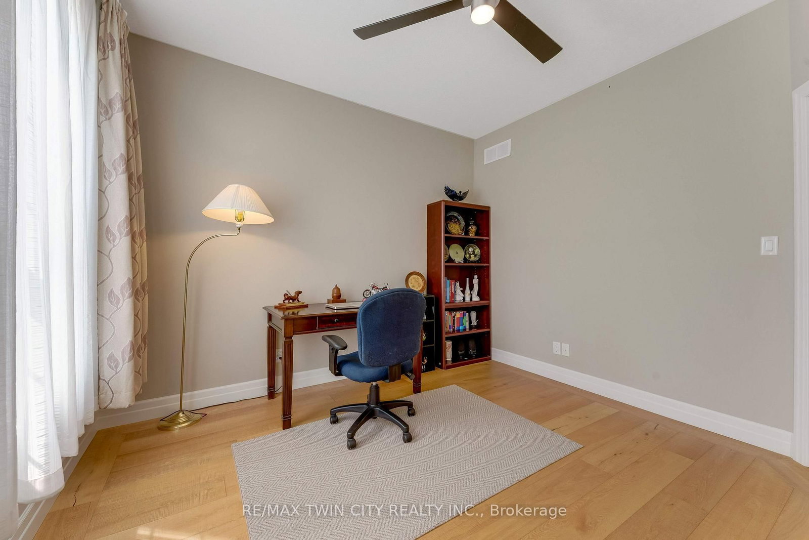 14 Marianne Dorn Trail Road • Kitchener, ON photo 6
