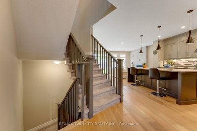 14 Marianne Dorn Trail Road • Kitchener, ON photo 8