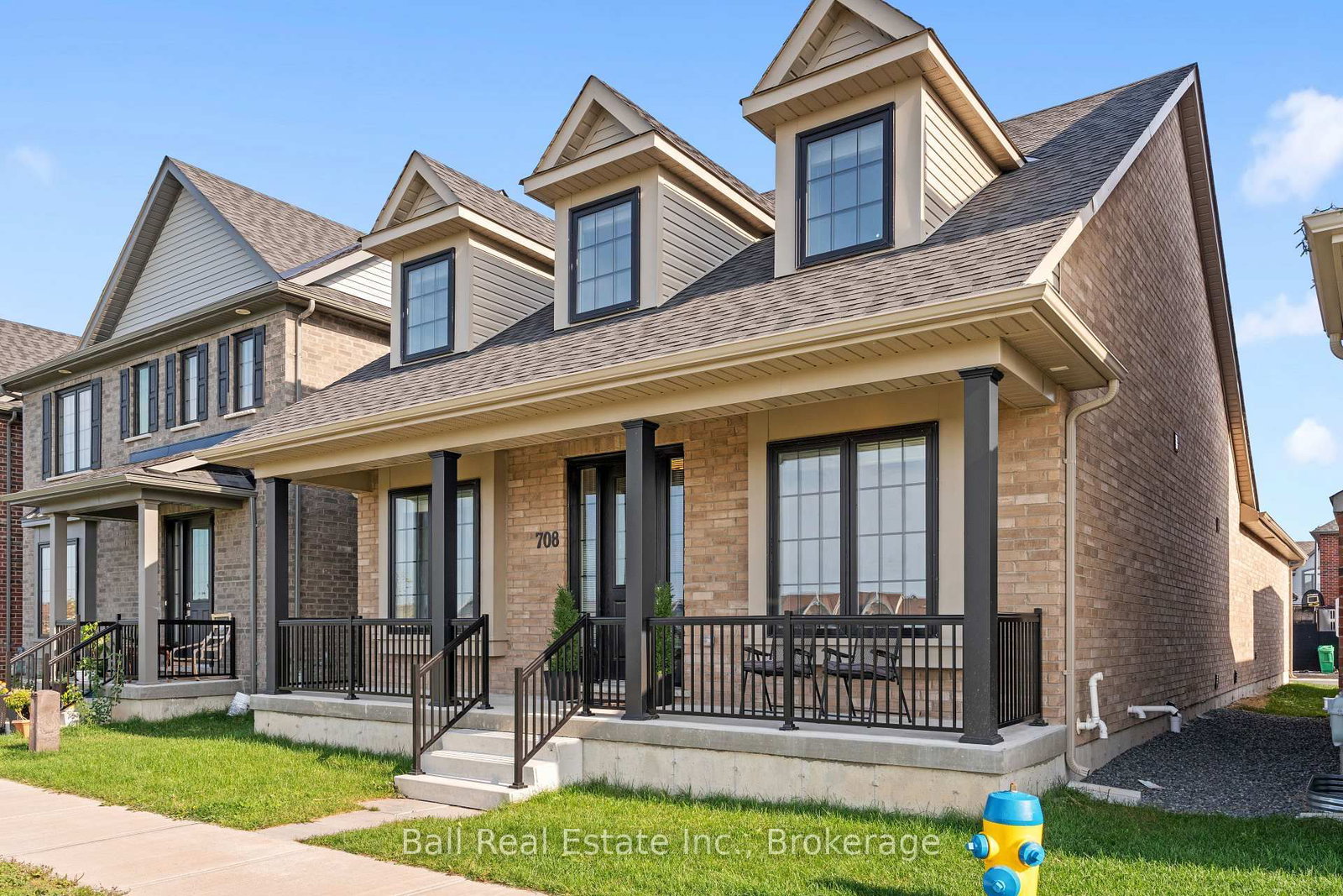 708 Whetstone Lane S • Peterborough, ON photo 2