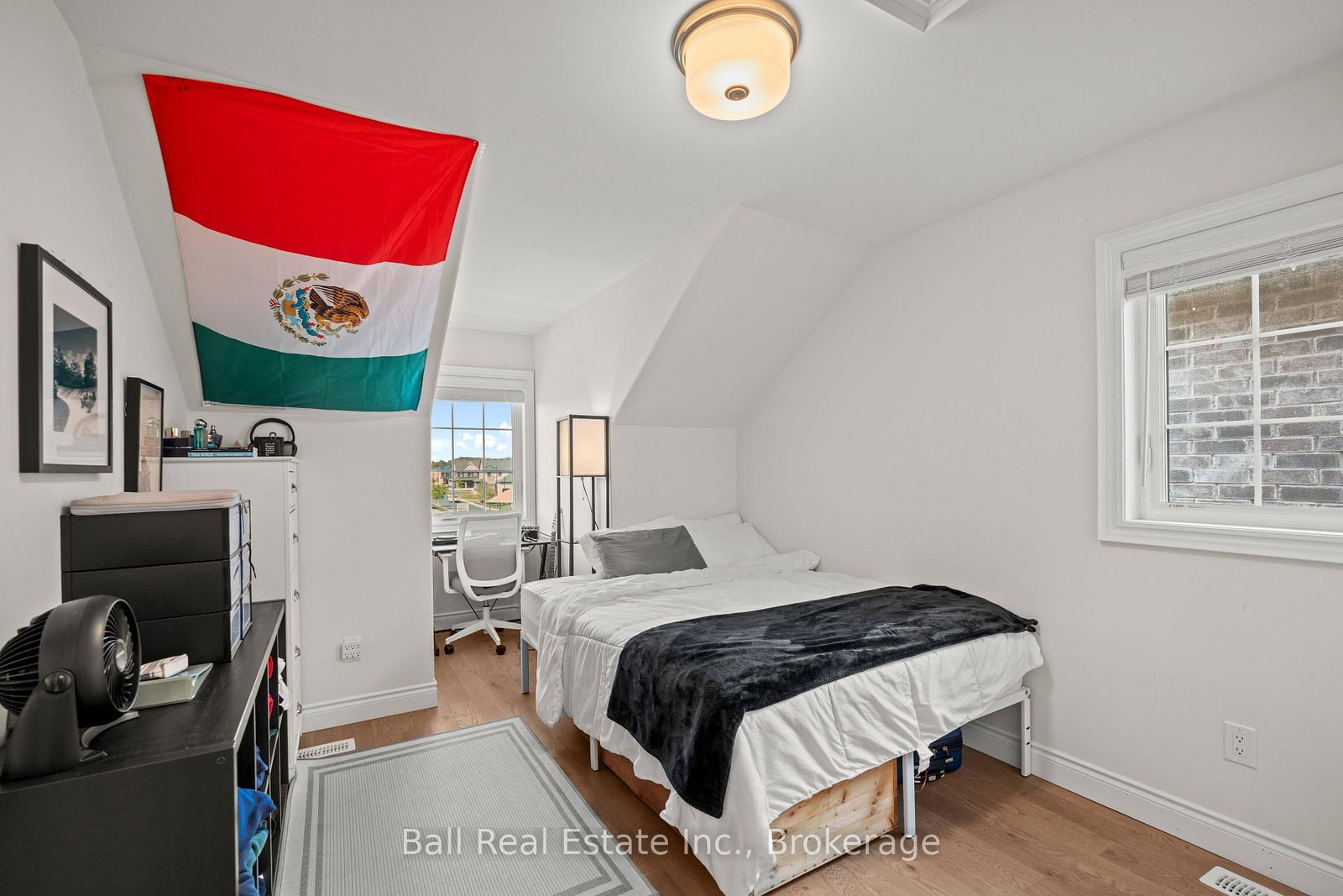 708 Whetstone Lane S • Peterborough, ON photo 37