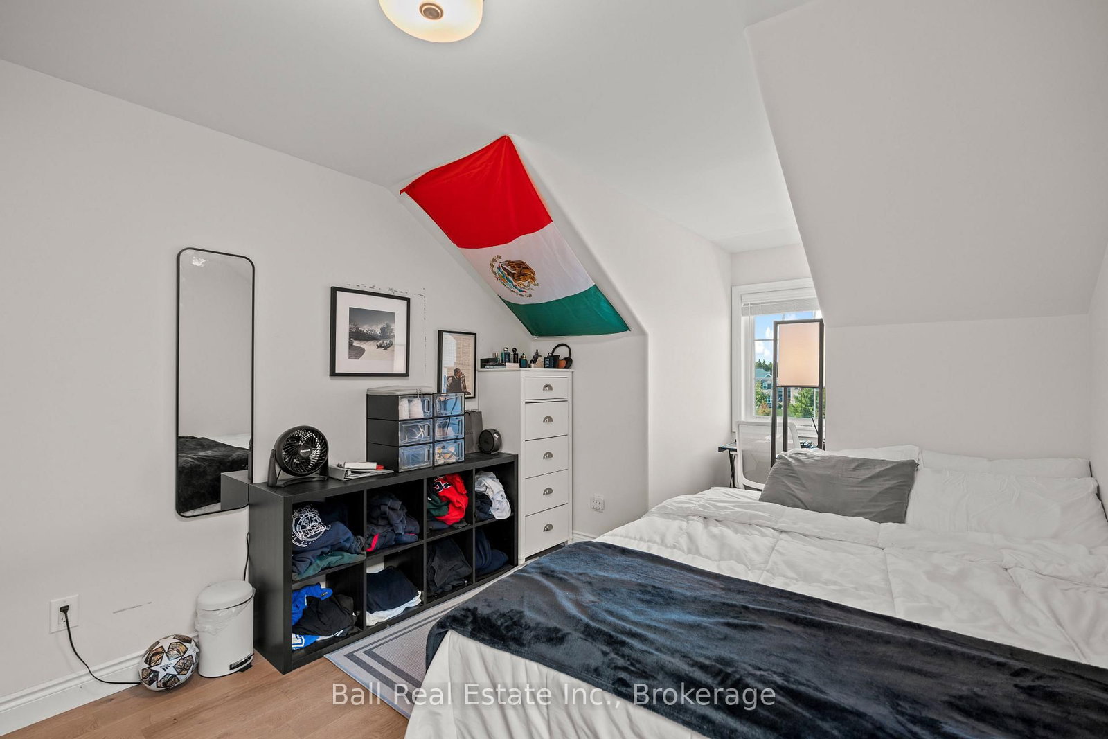 708 Whetstone Lane S • Peterborough, ON photo 38