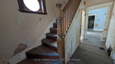 23 Hyatt Avenue • London East, ON photo 4